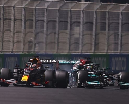 Verstappen Hamilton Arabia Saudita F1 2021 contatto penalità guerra 1