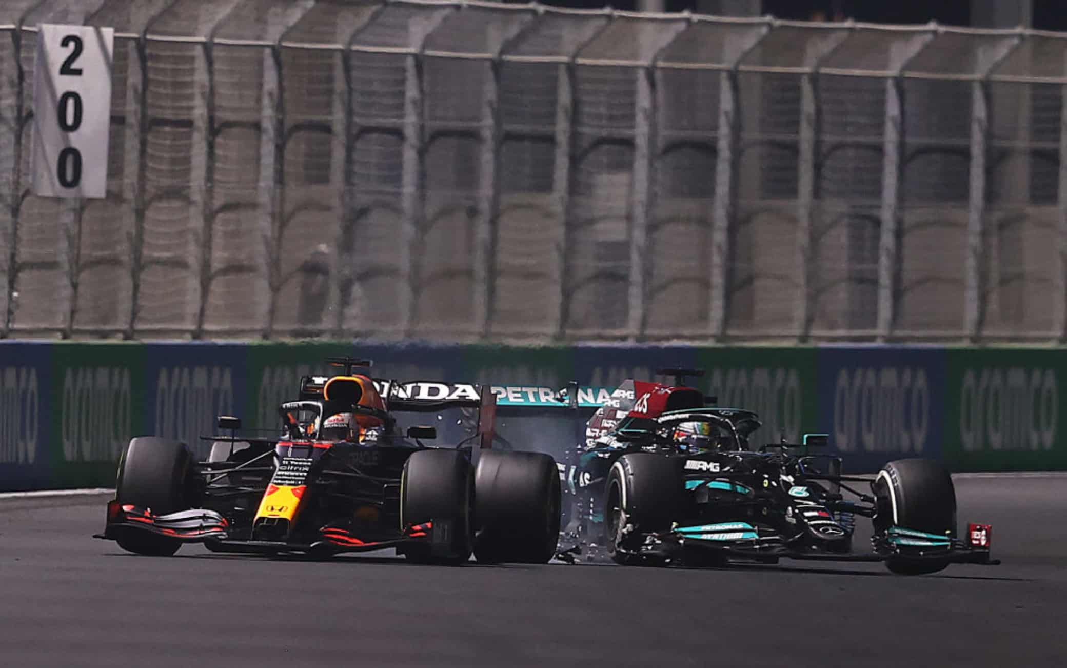 Verstappen-Hamilton Arabie saoudite F1 2021 contact-pénalité-guerre