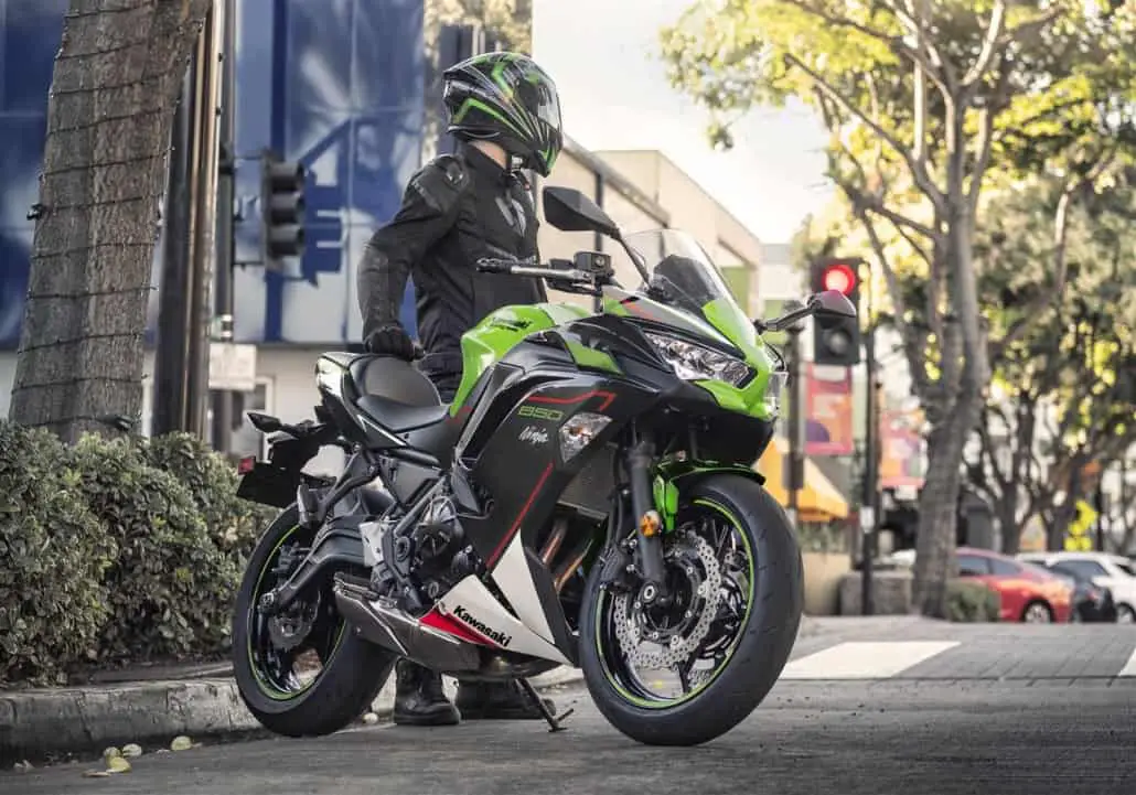 Kawasaki-Ninja-650-best-sport-motorcycle-price