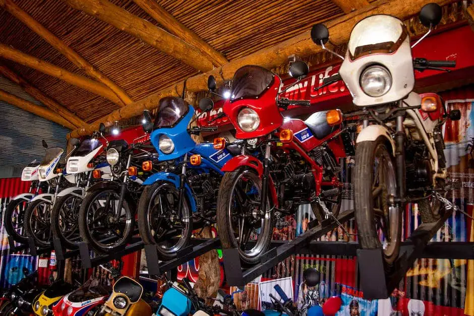 Image of different electric motorcycles for kids displayed in a store